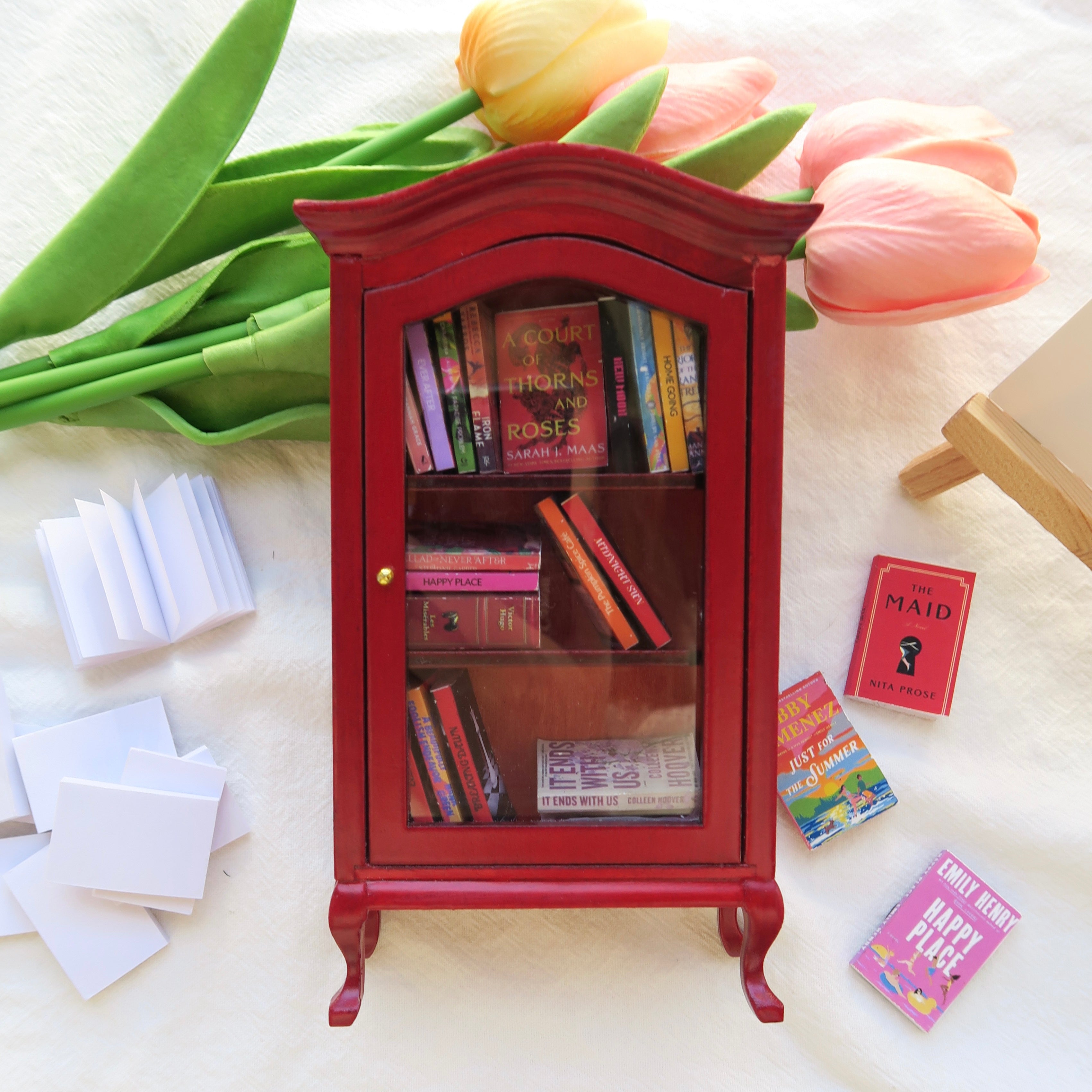 MINI BOOKCASE & MINI BOOKS